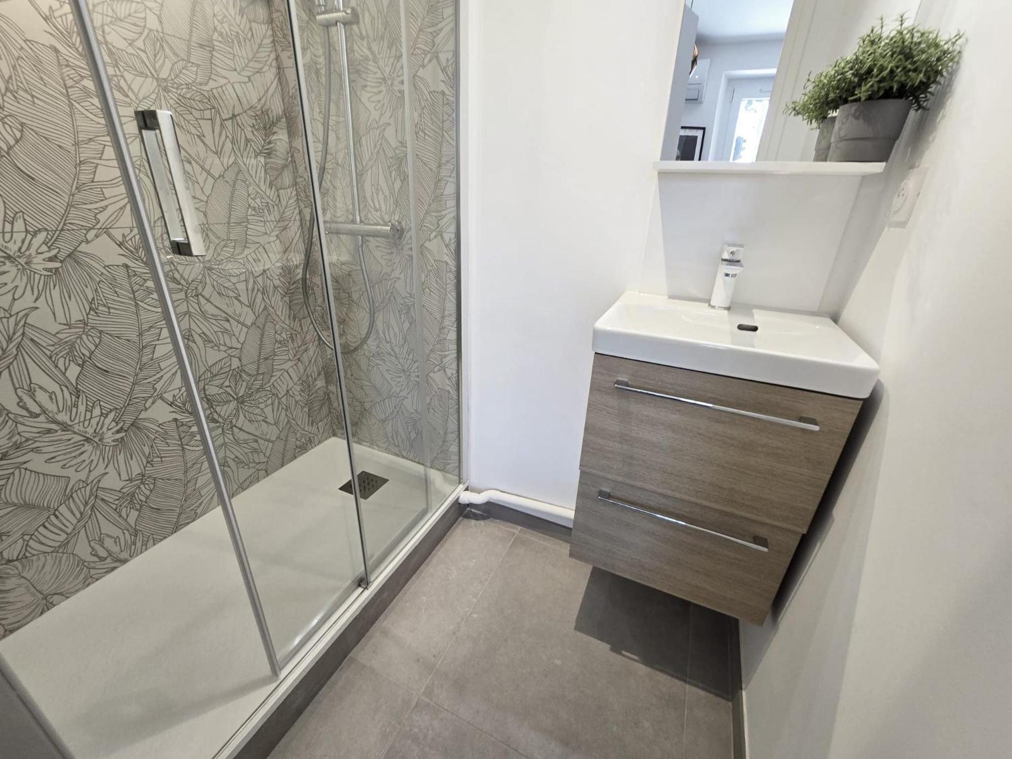 Gregbnb - 17m2 - Terrasse - Clim - Ouest - 5 Toulon